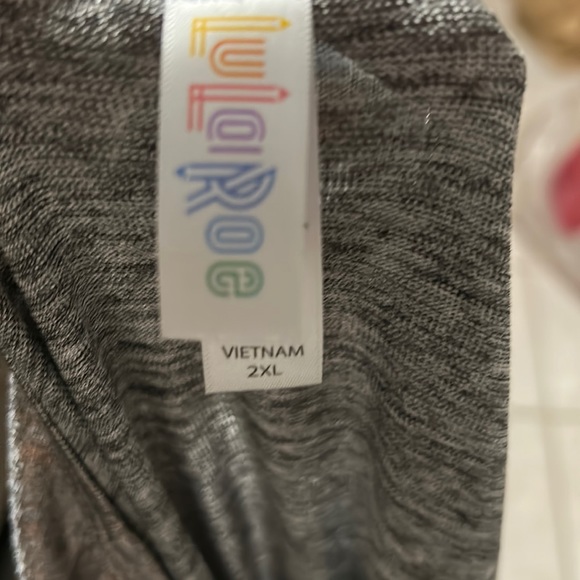 Lularoe Shirt - Picture 2 of 3